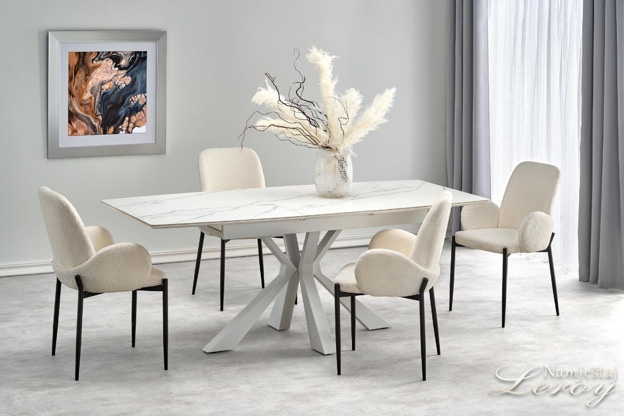 Blagovaonski stol .Carina