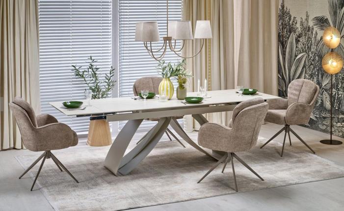 Blagovaonski stol .Atuna