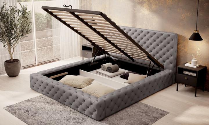 Boxsprings krevet .Queen